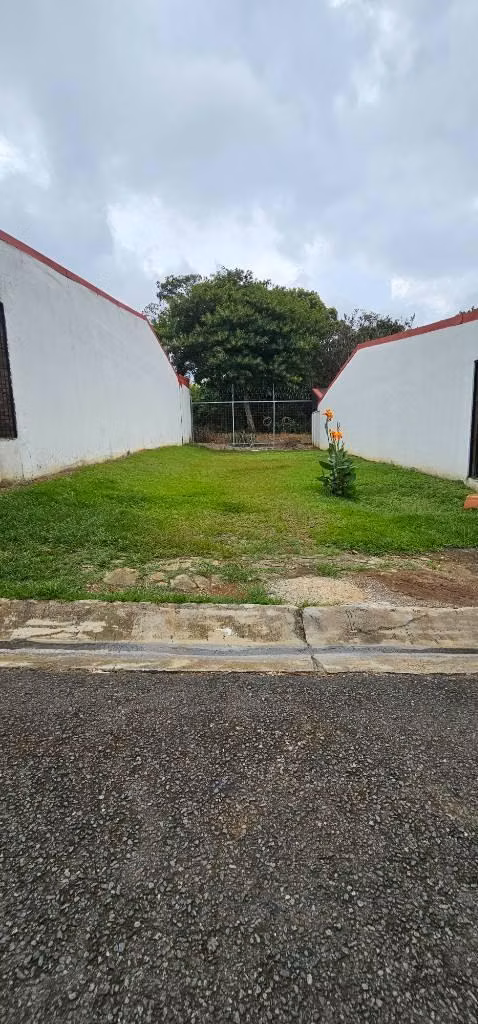 Lote Rebajado! en Condominio! Mercedes Sur, Heredia
