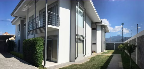Apartamento en alquiler – Lomas de Cariari, Belén | Excelente ubicación