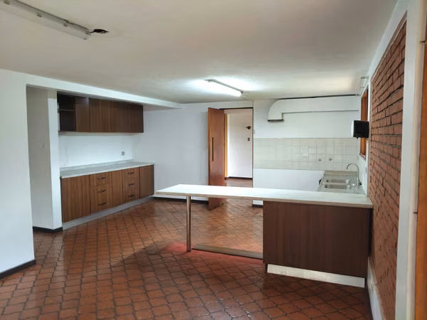 Bella Casa en el corazón del Este (Barrio Dent) 400m2 construcción