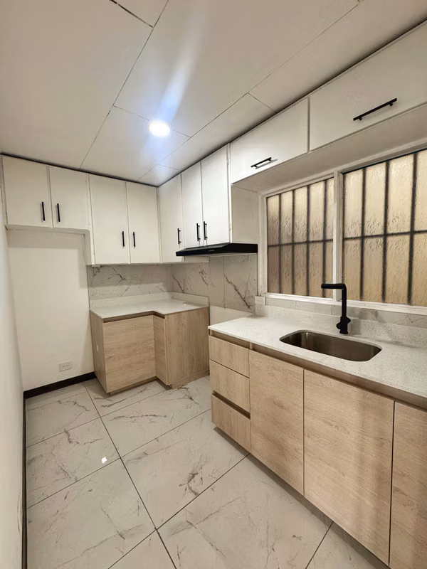 Apartment near the American Embassy in Rohrmoser! P206