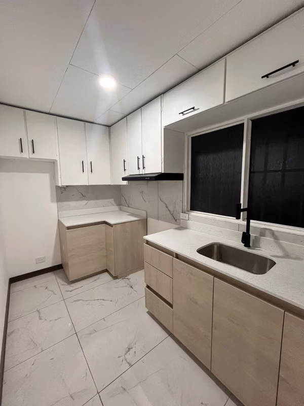 Apartamento amplio, totalmente remodelado en Rohrmoser! P206
