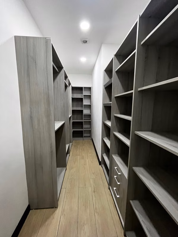 JABONCILLOS ESCAZU! LUJOSO Y MODERNO APARTAMENTO DE 3 HAB/3.5BAÑOS