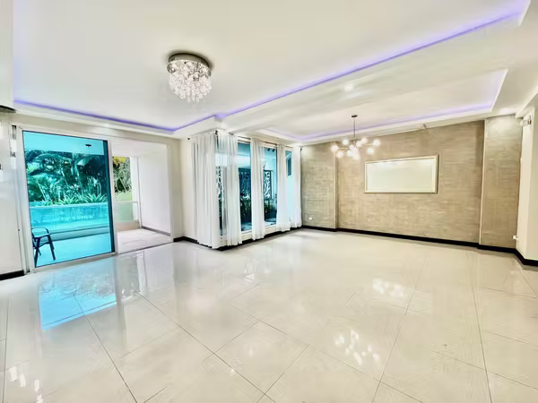 JABONCILLOS ESCAZU! LUJOSO Y MODERNO APARTAMENTO DE 3 HAB/3.5BAÑOS