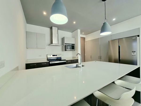LINDORA: ALQUILER DE APARTAMENTO AMUEBLADO EN CONDOMINIO