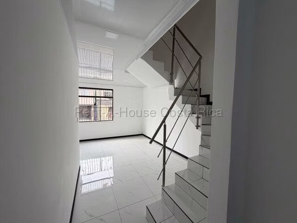 Venta de Casa en Tibás.