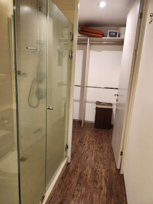 Loft amueblado en venta en Brasil de Santa Ana: Un oasis de diseño y calma (ref : 104)