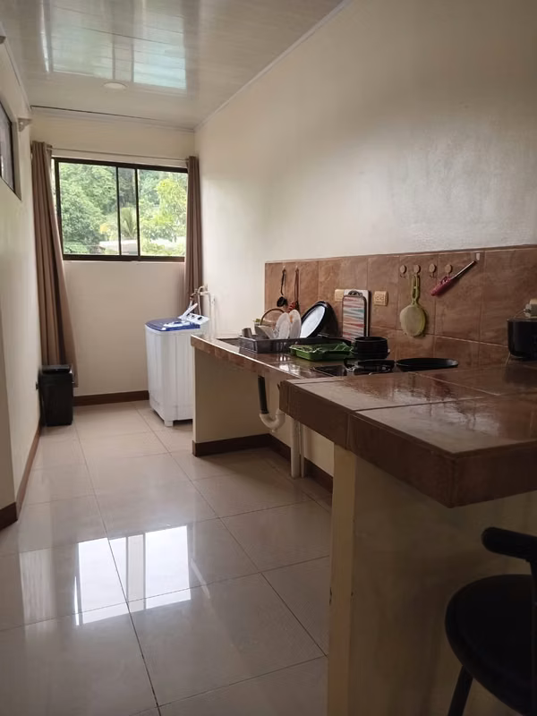 Alquiler de apartamento en Quepos, amueblado.