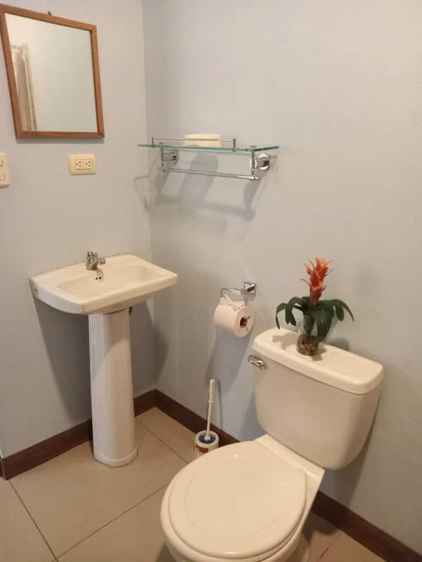 Alquiler de apartamento en Quepos, amueblado.