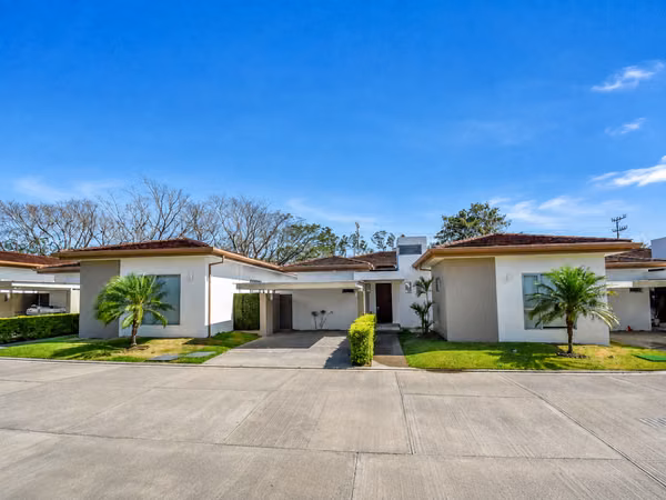 HOUSE FOR RENT CONDOMINIUM, LINDORA
