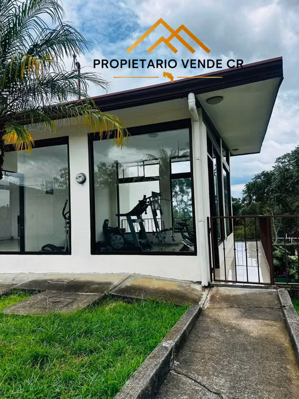 CASA EN VENTA EN ALTOS DE CAPUA! En San Rafael Arriba Desamparados San José