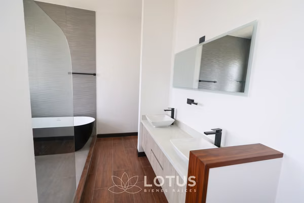 Casa en Venta en Condominio Distrito San Juan, Tres Ríos — 4 hab., para estrenar, Cód. AJ023