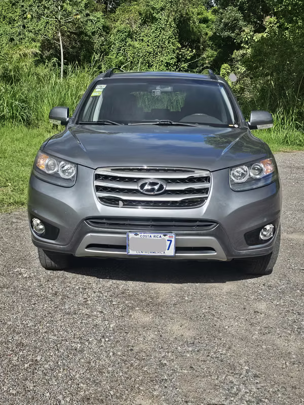 Hyundai Santa Fe 2012 4x4 con traspaso incluido