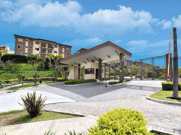 Alquilo Apartamento Condominio Torres del Sol