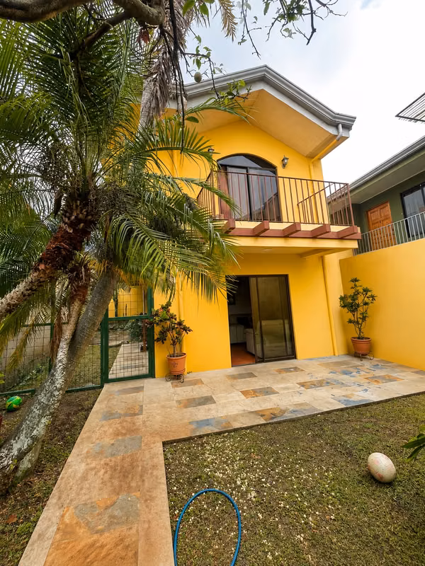 VENTA DE CASA EN EL COYOL DE ALAJUELA