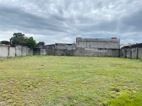 VENTA DE PROPIEDAD CON USO DE SUELO PARA APARTAMENTOS EN ALAJUELA