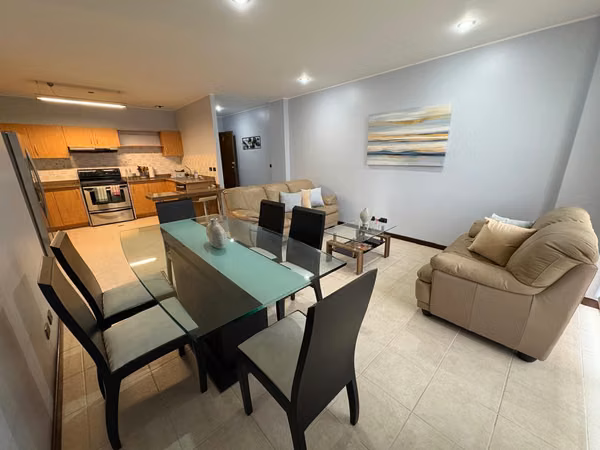 265 / Apartamento / Alquiler / Trejos de Monte Alegre / Condominio / Cerca Av Escazú