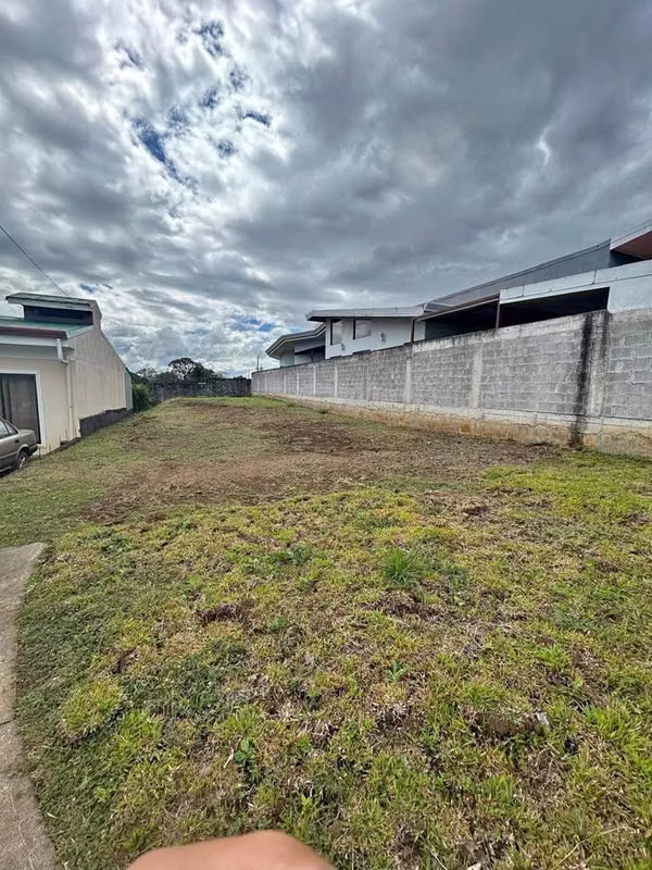 Spacious, flat lot in a private gated community – Río Segundo, Alajuela