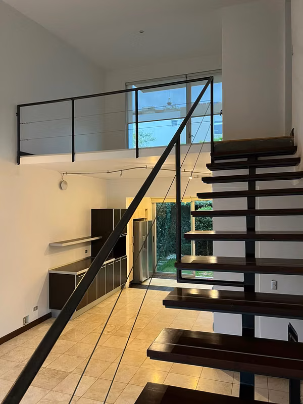 Beautiful Condo, the best location: 2 bed, 2 baths, 2 cars, garden.