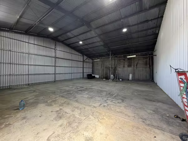 Santa Ana Alquiler Bodega Condominio Comercial 200m2