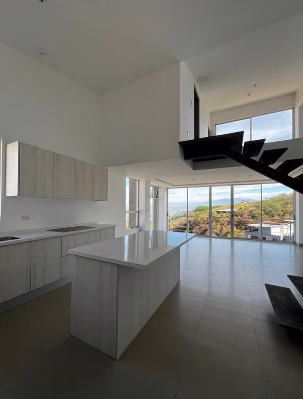 BRAND-NEW APARTMENT FOR RENT — ALTO DE LAS PALOMAS, SANTA ANA