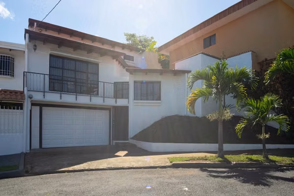 CASA | MARÍA AUXILIADORA, SAN PABLO DE HEREDIA