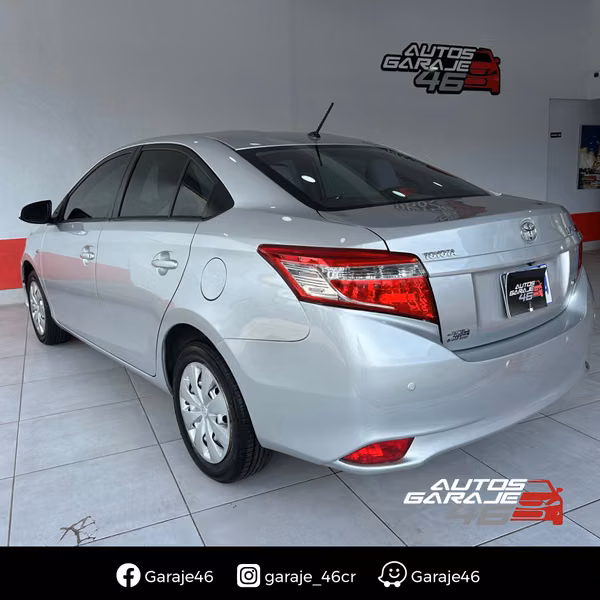 TOYOTA YARIS E 2018 Automático