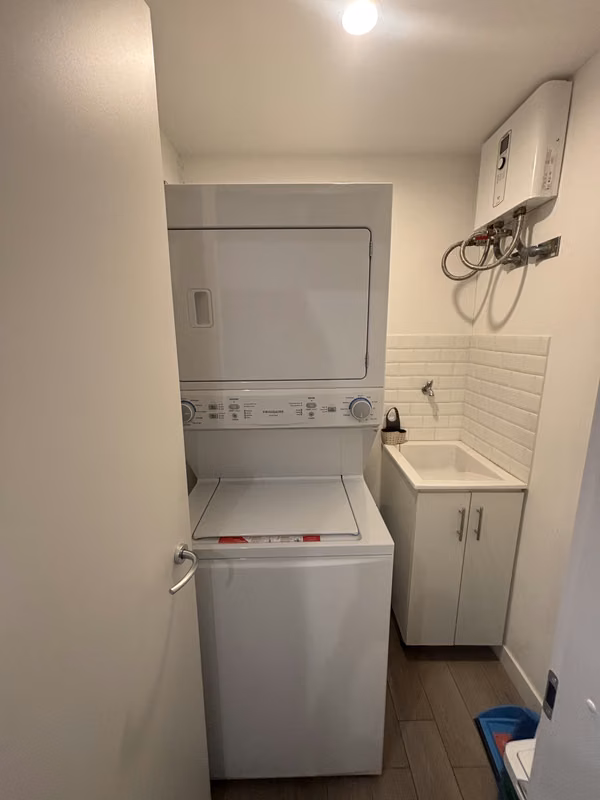 Apartamento Amoblado en Alquiler – Torre 984