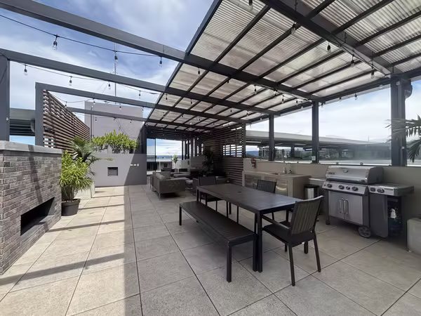 Apartamento Amoblado en Alquiler – Torre 984