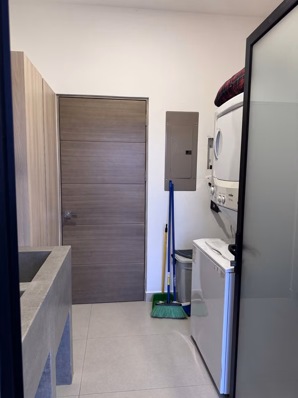 Casa Moderna en Venta en Exclusivo Condominio en Grecia