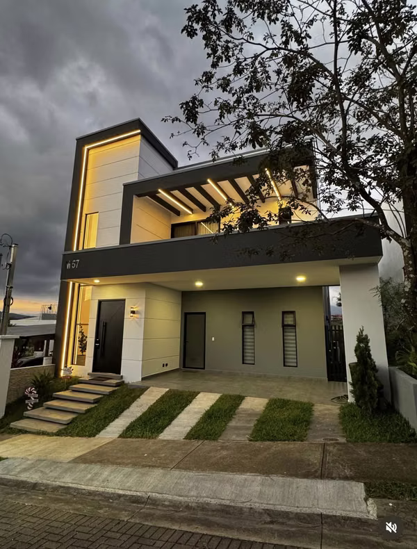 Casa Moderna en Venta en Exclusivo Condominio en Grecia