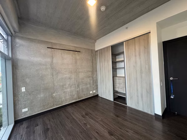 Apartamento con balcón y vista a la Cordillera | Frente al Parque del Café