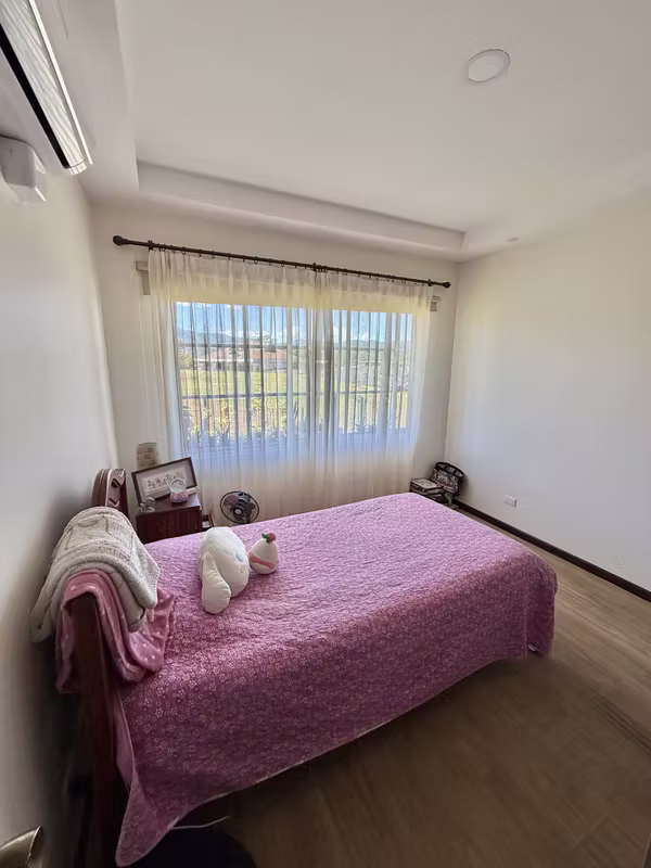 Casa en Venta 1 Piso - Residencial Los Reyes