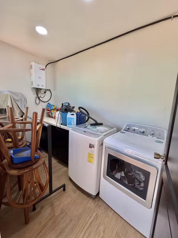 Casa en Venta 1 Piso - Residencial Los Reyes