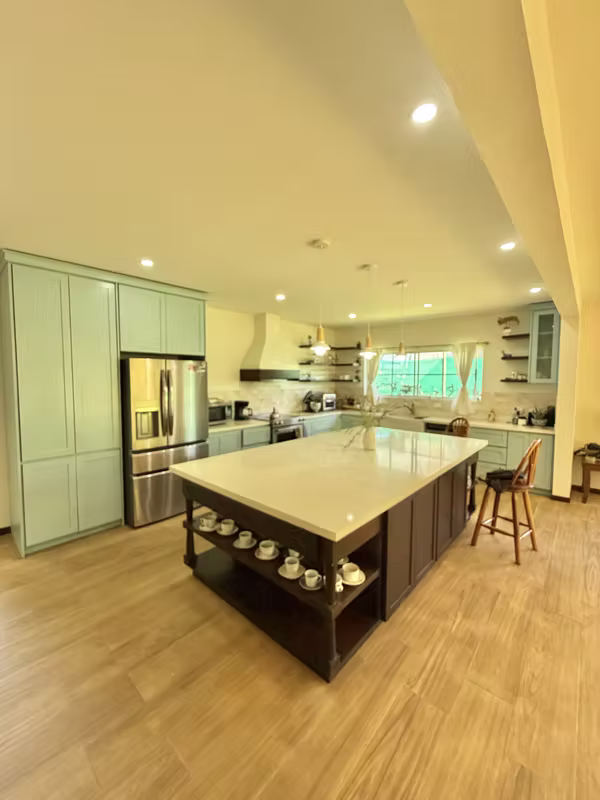 Casa en Venta 1 Piso - Residencial Los Reyes