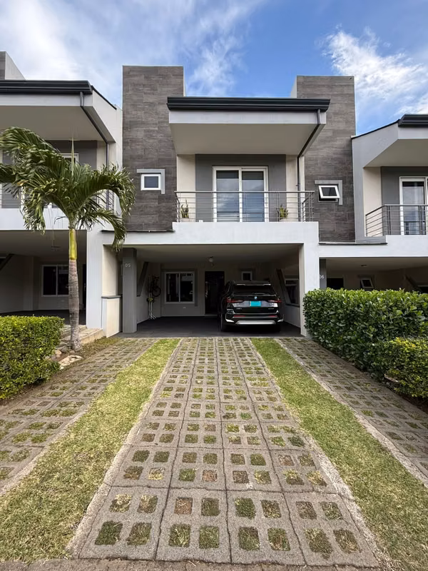 HOUSE 3 HAB 4 PARQUETS GUACHIPELIN DE ESCAZU CONDOMINIUM RIO PALM