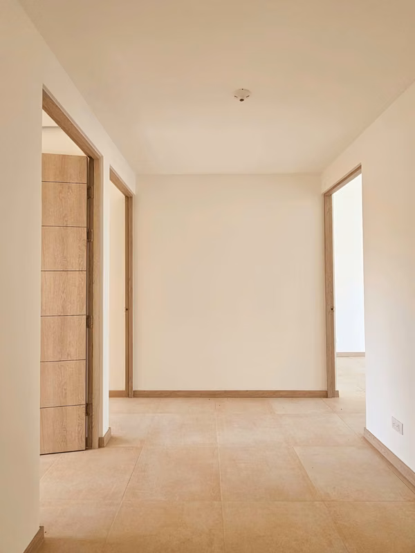 Alquiler de casa nueva en condo en la Ribera de Belen