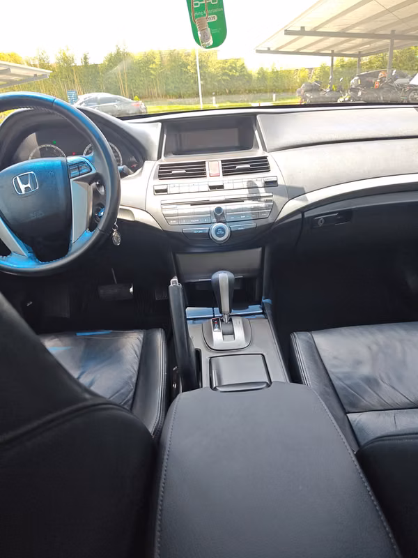 Honda Accord V6 3.5L 2011 Km 194,000