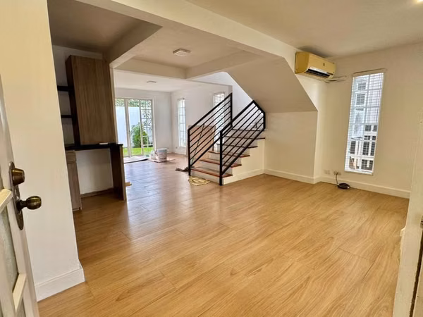 Escazú Hermosa Casa en Condominio en Alquiler