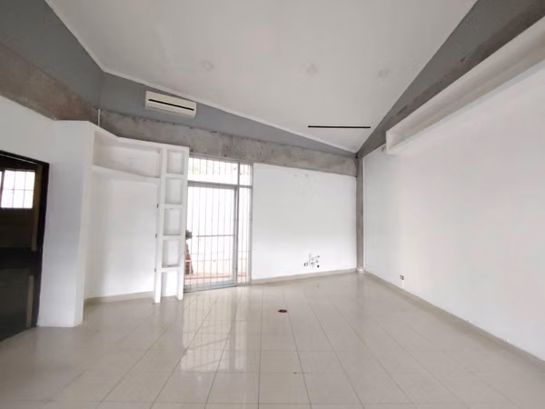 Commercial space in Escazu Main Road