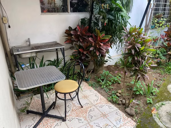 Un piso amueblado, seguro ytranquilo. Cerca de Ucimed
