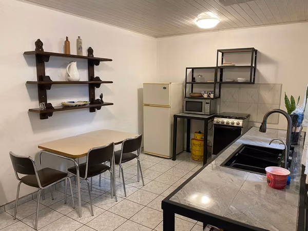 Un piso amueblado, seguro ytranquilo. Cerca de Ucimed