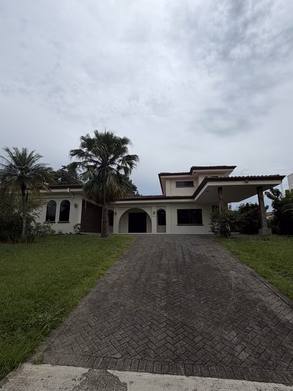 House for Sale - Los Reyes, La Guacima.