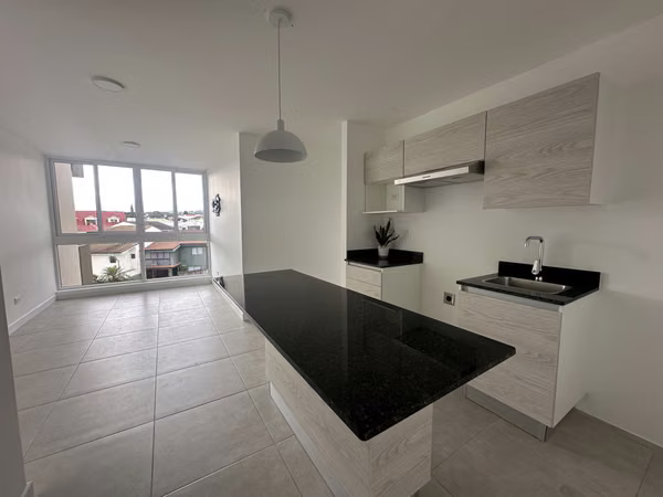Rento apartamento como nuevo parqueo techado Monte Alto Curridabat