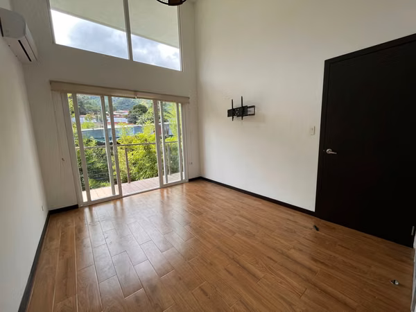 Se Alquila Apartamento en San Nicolas de Bari
