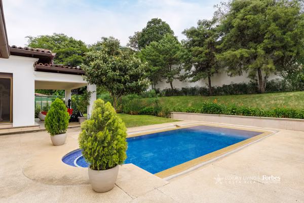 20650 - Casa lujo moderna 4 Hab + oficina y piscina privada, Santa Ana