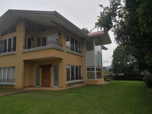 VENTA DE CASA EN RESIDENCIAL EL REFUGIO - SAN RAMON - TRES RIOS