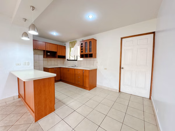 Apartamento en Alquiler / 2 habitaciones / Tres Ríos