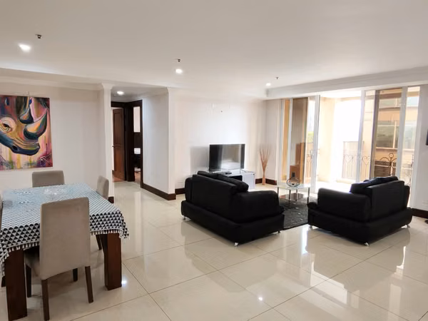 Furnished apartment for rent in Sabana Sur.