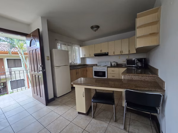 Furnished apartment in Safe Condominium, Pozos 425.000