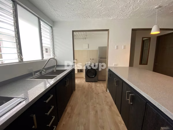 Alquiler de apartamento amueblado de 1 hab. La Uruca, San José